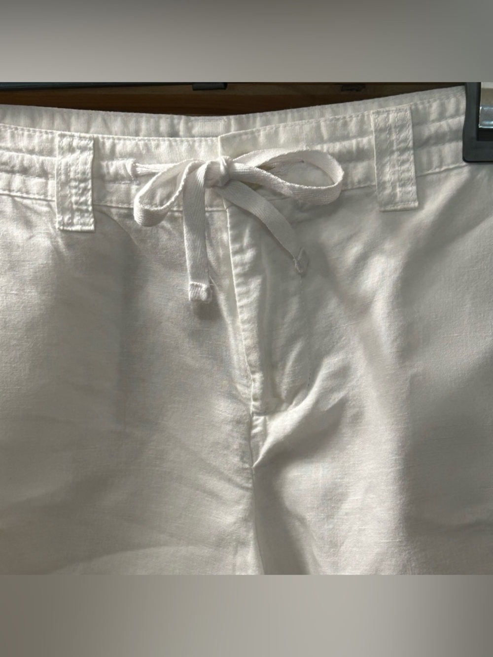 Gap Women's Optic White Linen & Cotton Cuffed Shorts Size 8 Excellent Condition - Picture 4 of 9